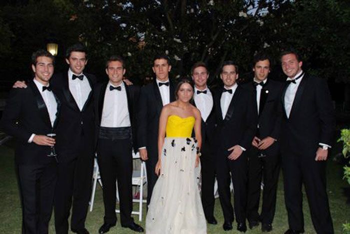 ALQUILER DE SMOKING PARA PUESTAS DE LARGO