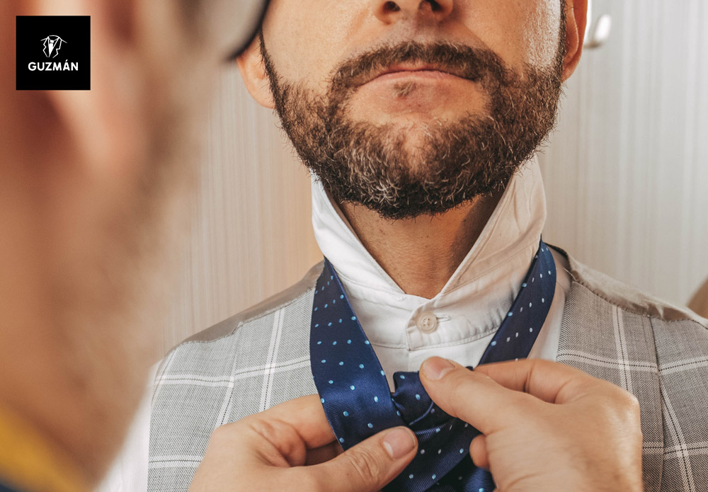 Trajes de novio otoño 2022