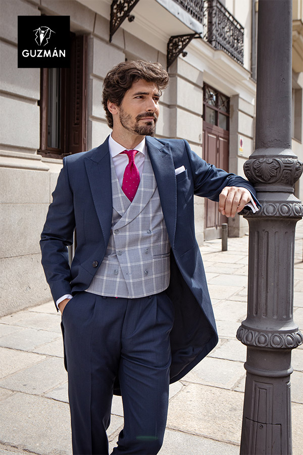 TENDENCIAS TRAJES DE NOVIO 2025